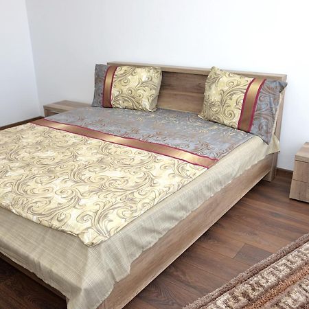 Apartament Rezidential - Alba Iulia Apartment ภายนอก รูปภาพ