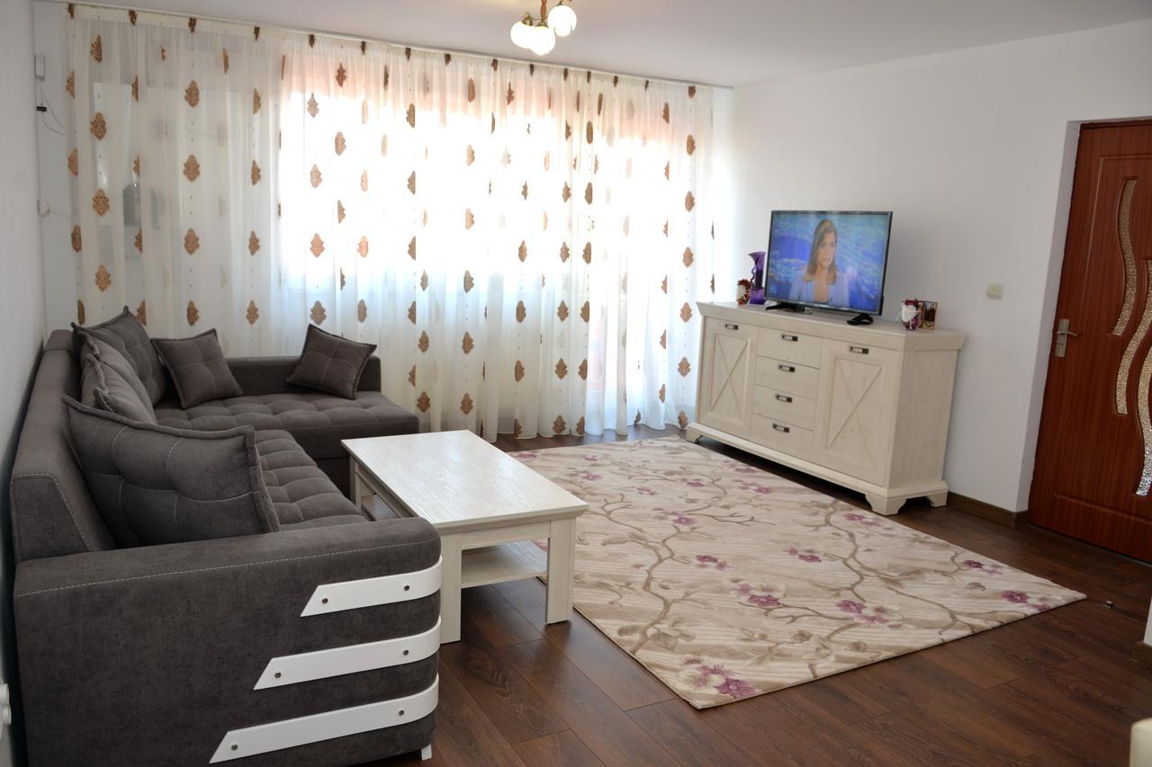 Apartament Rezidential - Alba Iulia Apartment ภายนอก รูปภาพ
